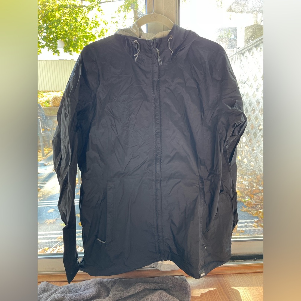 Womens REI rain jacket